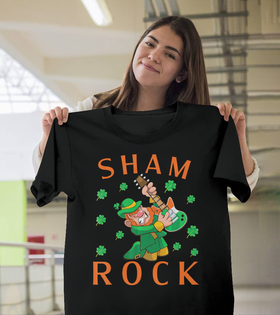 SHAMROCK Leprechaun Playing Guitar with Shamrocks T-Shirt