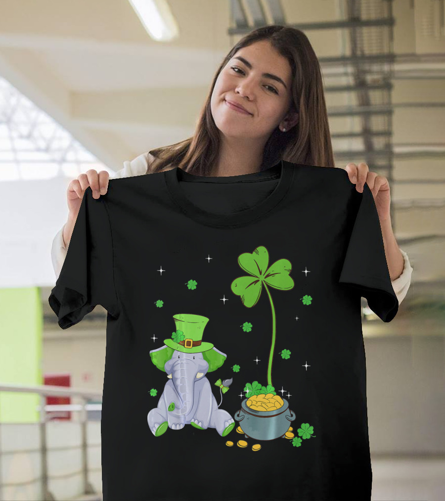 Shamrock Leprechaun Elephant St Patricks Pot Of Gold T-Shirt