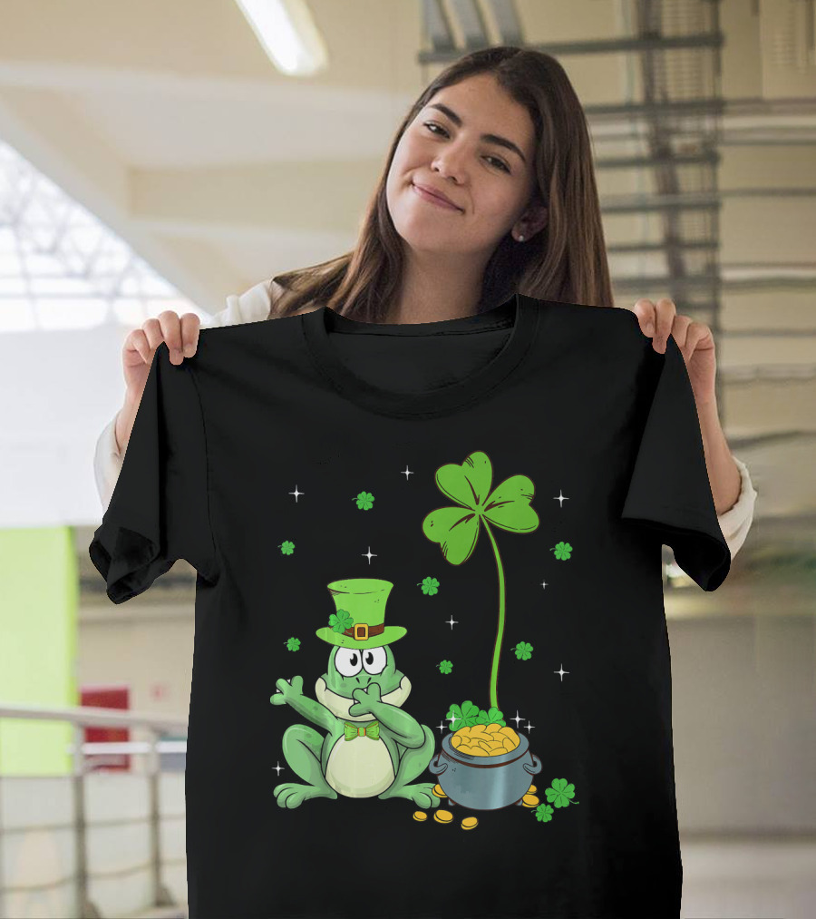 Shamrock Leprechaun Frog With Pot Of Gold And Clover Hat T-Shirt