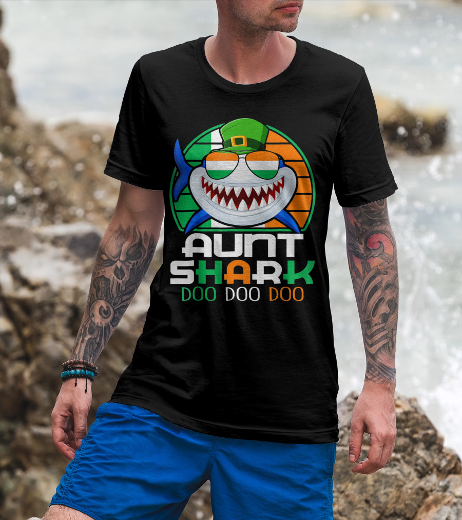 Aunt Shark Doo Doo Doo Funny St. Patrick's Day Irish Flag And Hat T-Shirt