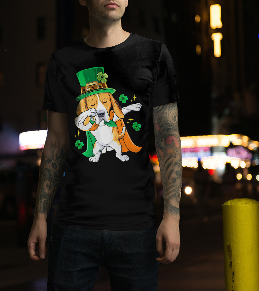 Beagle Dabbing Leprechaun St Patricks Day Shamrocks T-Shirt