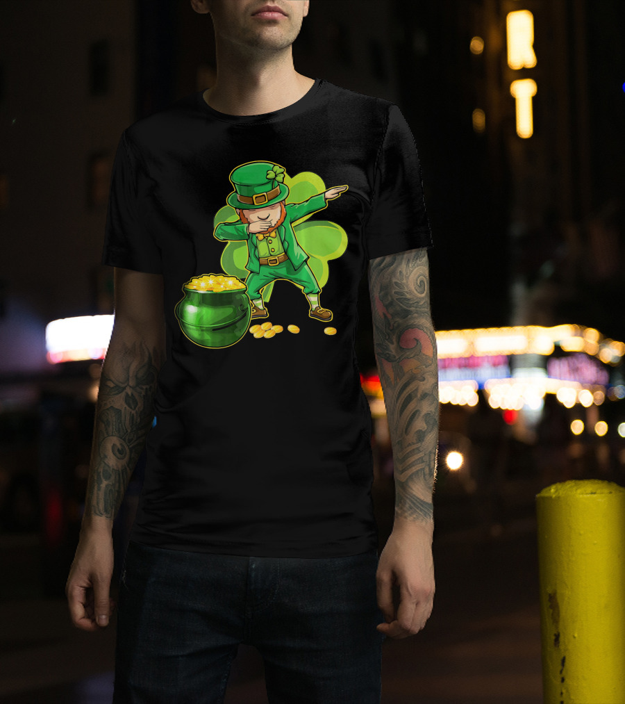 Dabbing Leprechaun Pot Of Gold Shamrock Dance T-Shirt