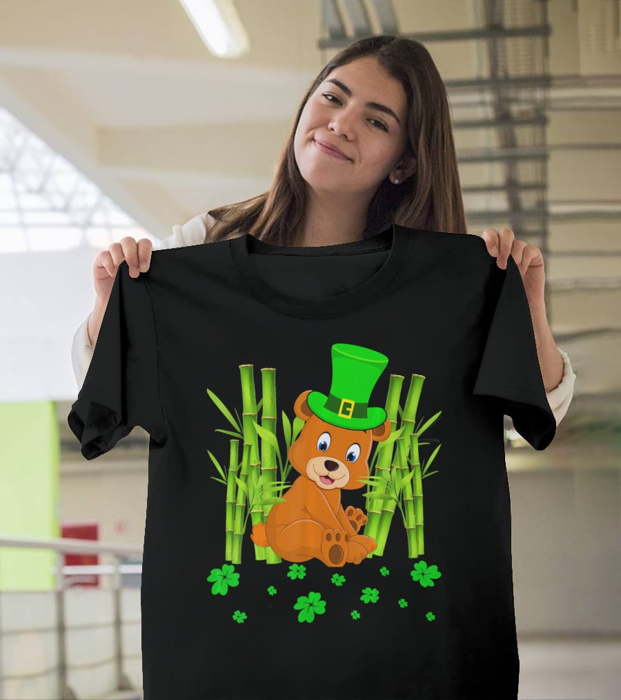 Leprechaun Bear Shamrock Bamboo St Patricks Day T-Shirt