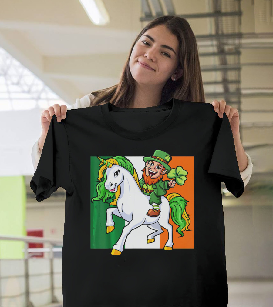 Leprechaun Riding Unicorn Irish Flag St Patricks Day T-Shirt