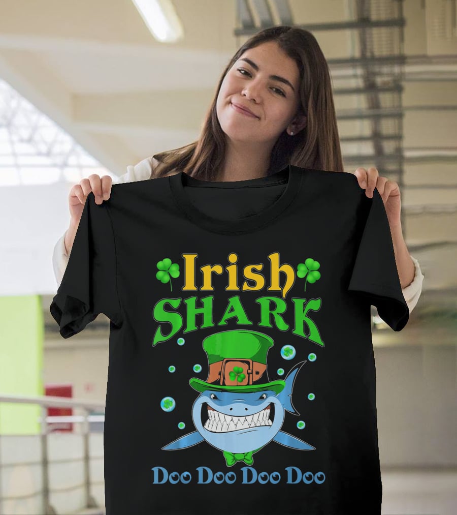Irish Shark St Patricks Day Doo Doo Doo Doo T-Shirt