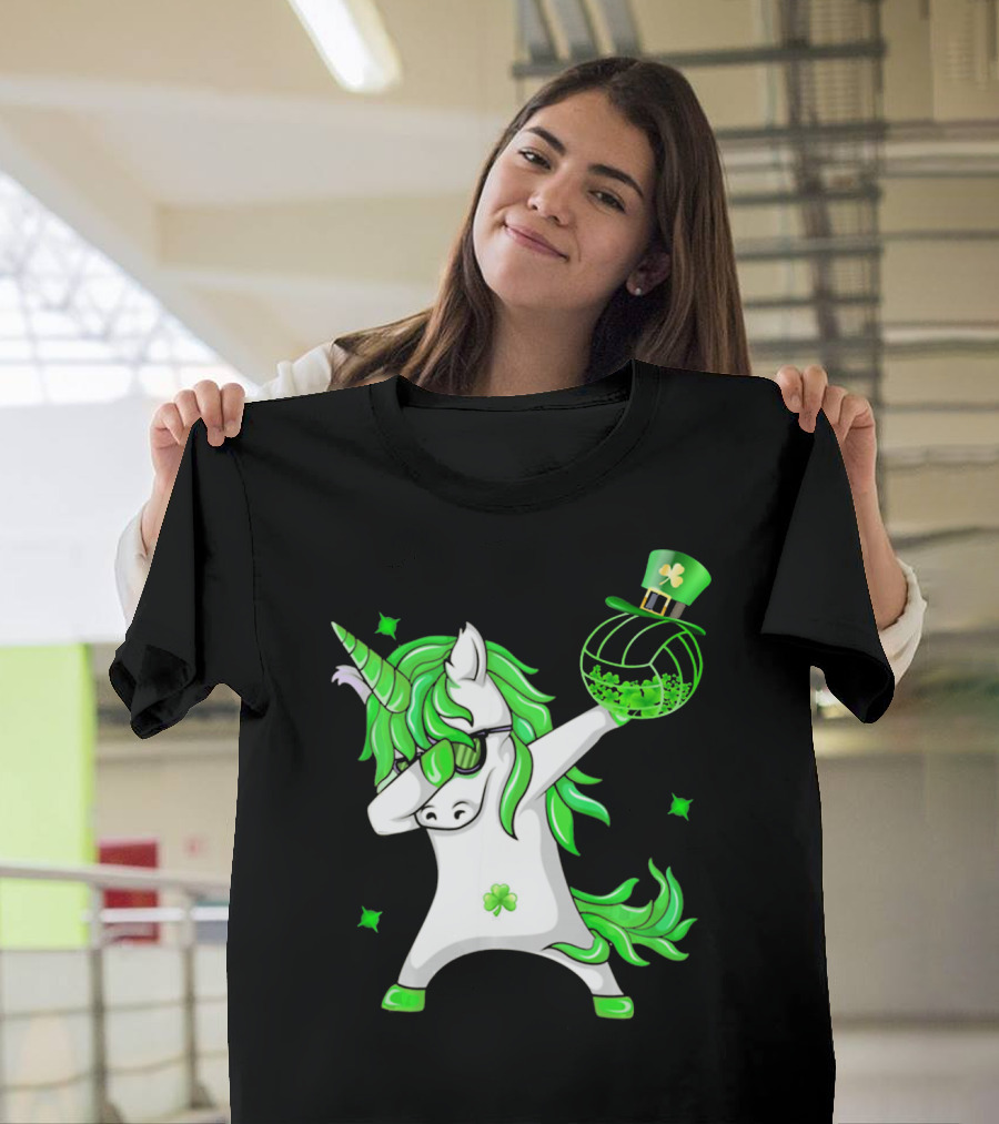 Happy St Patricks Day Dabbing Unicorn with Shamrock Hat and Green Hair T-Shirt