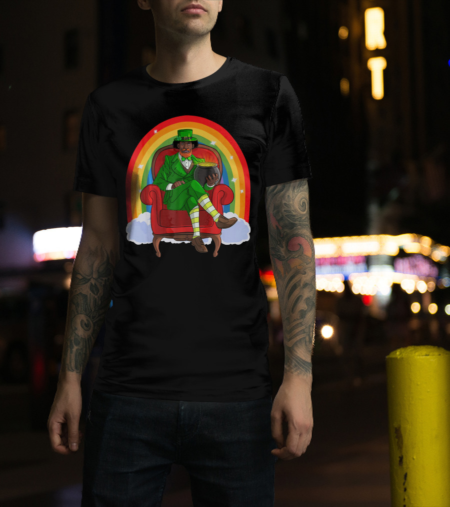 African American Leprechaun With Pot Of Gold And Rainbow St. Patricks T-Shirt