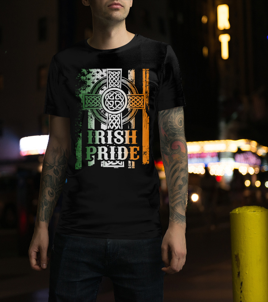 Irish Pride Celtic Cross St Patricks Day Flag Elements T-Shirt