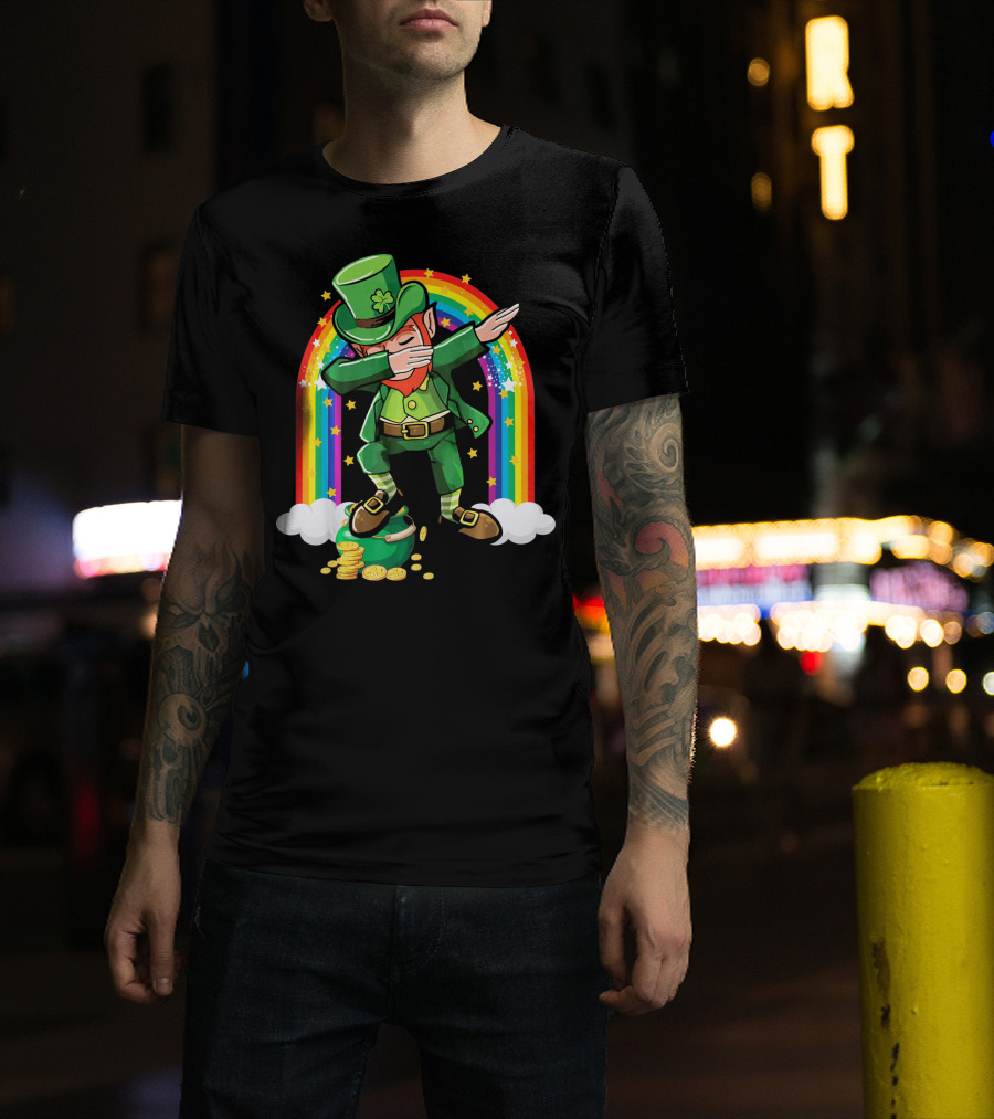 St Patricks Day Leprechaun Dabbing With Rainbow And Gold Coins T-Shirt
