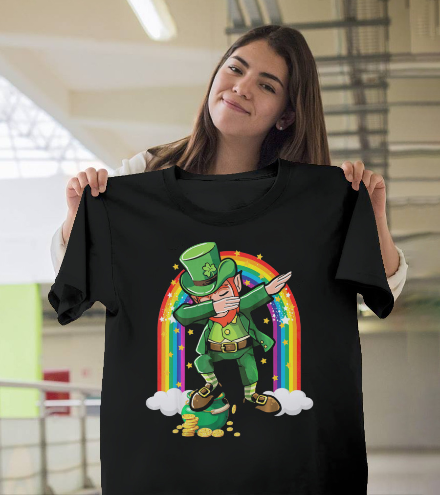 St Patricks Day Leprechaun Dabbing with Rainbow and Gold Coins T-Shirt