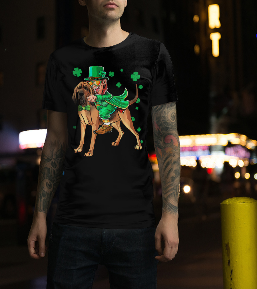 Leprechaun Riding Bloodhound Shamrock St. Patrick's Day T-Shirt