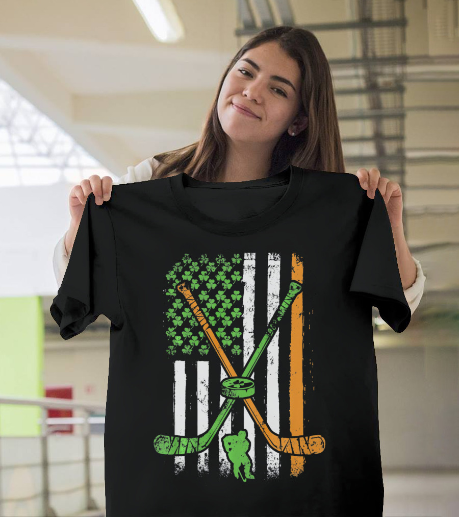 Irish American Flag Shamrock Hockey Sticks Player T-Shirt