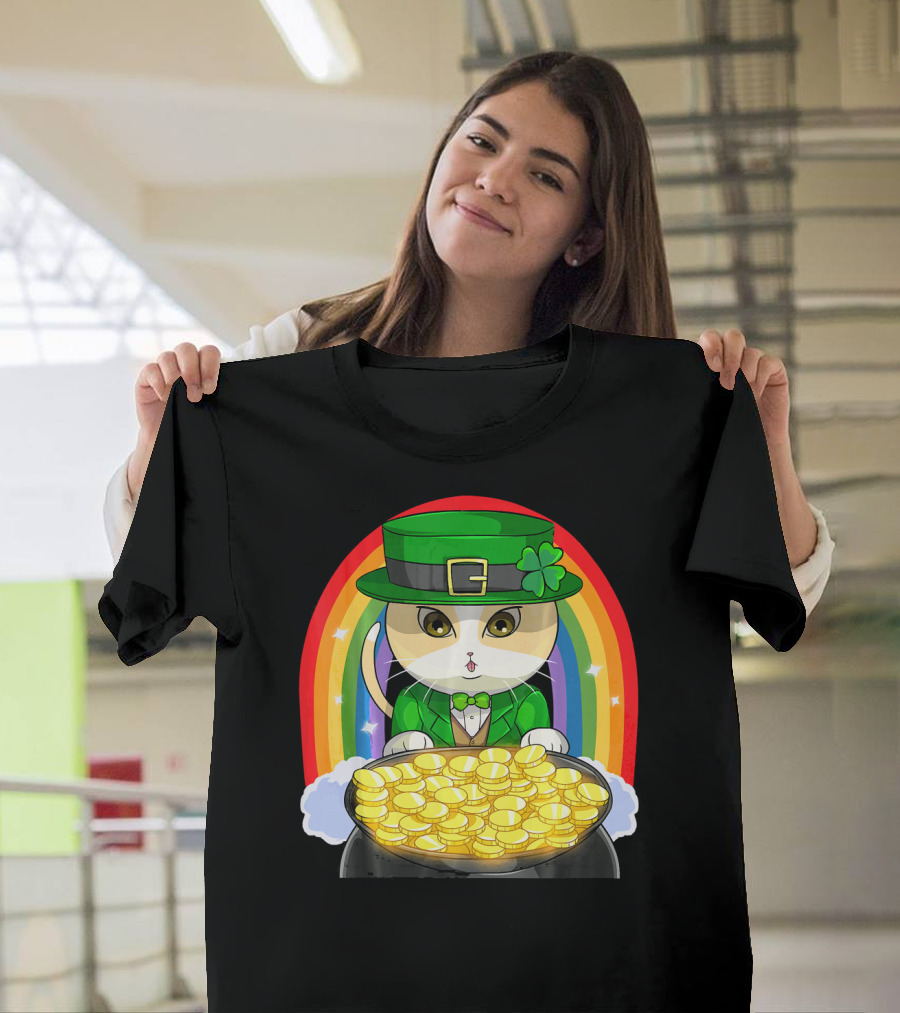 Exotic Cat Leprechaun Pot of Gold Rainbow Happy St Patricks T-Shirt