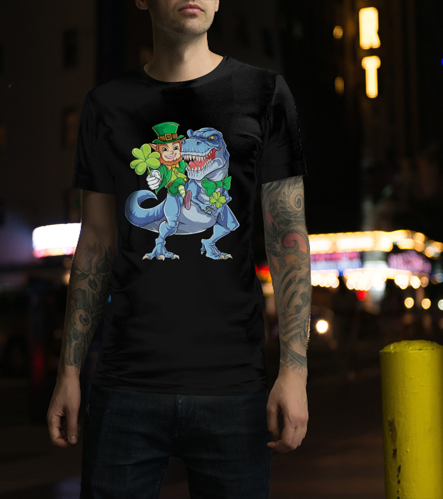 St Patricks Day Leprechaun Riding Dinosaur With Shamrock T-Shirt