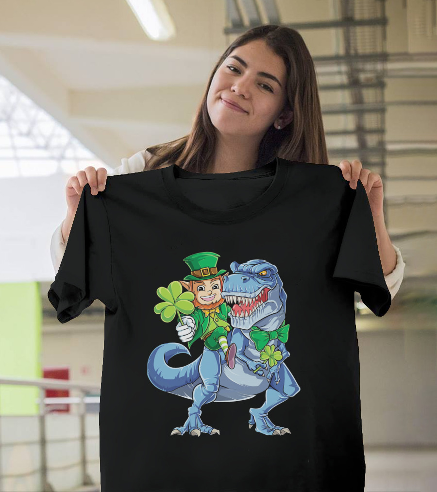 St Patricks Day Leprechaun Riding Dinosaur with Shamrock T-Shirt