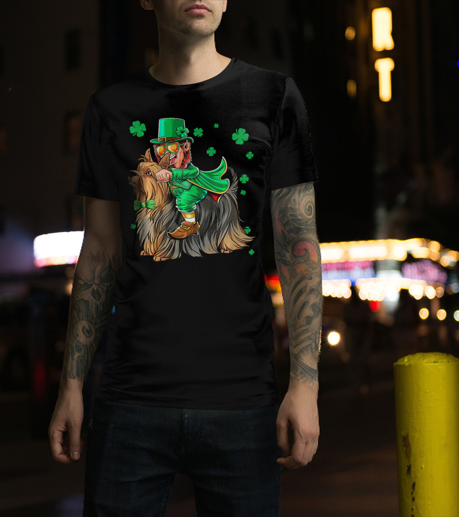 Leprechaun Riding Silky Terrier Shamrock St Patrick's Day T-Shirt