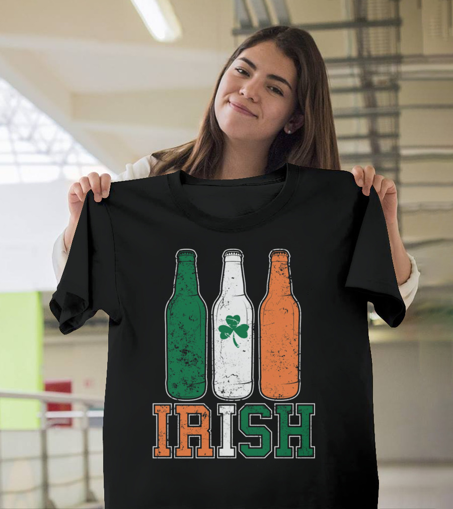 IRISH St Paddys Day Drinking Bottles With Shamrock Flag T-Shirt