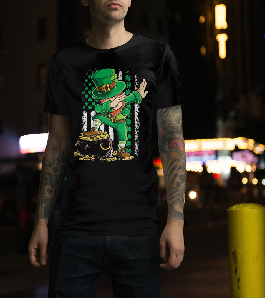 Dabbing Leprechaun With Shamrocks And Gold Coins Irish American T-Shirt