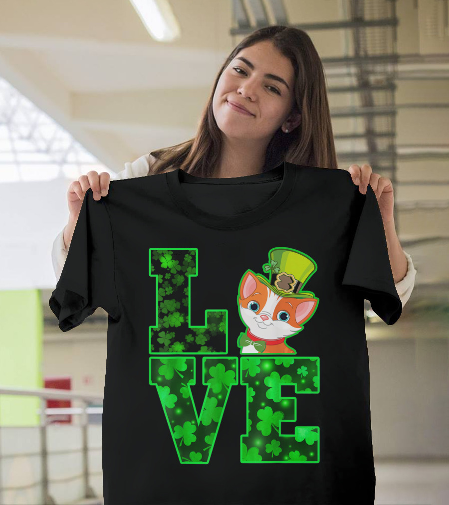 LOVE CAT Shamrock Leprechaun Hat Bow Tie T-Shirt