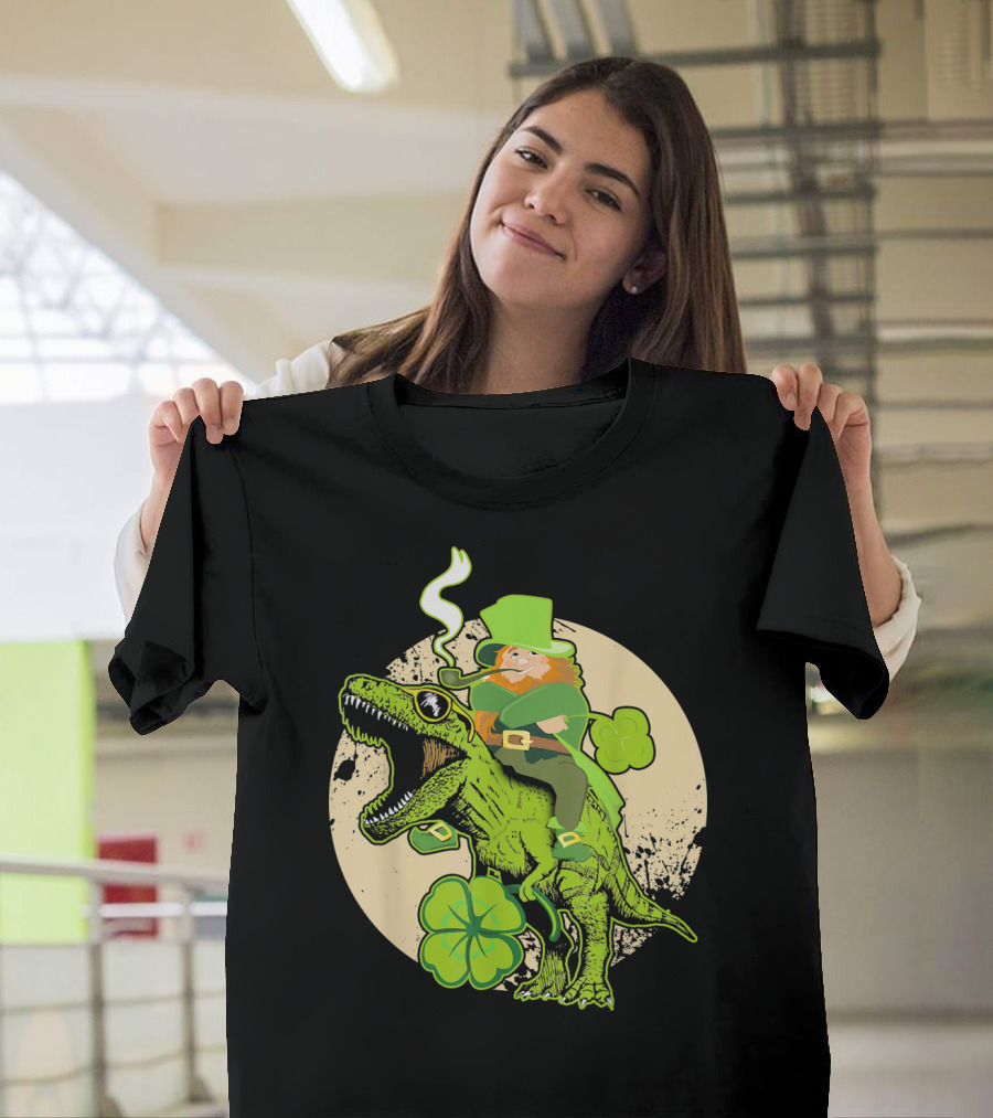 St Patricks Day Leprechaun Riding Dinosaur With Shamrocks T-Shirt