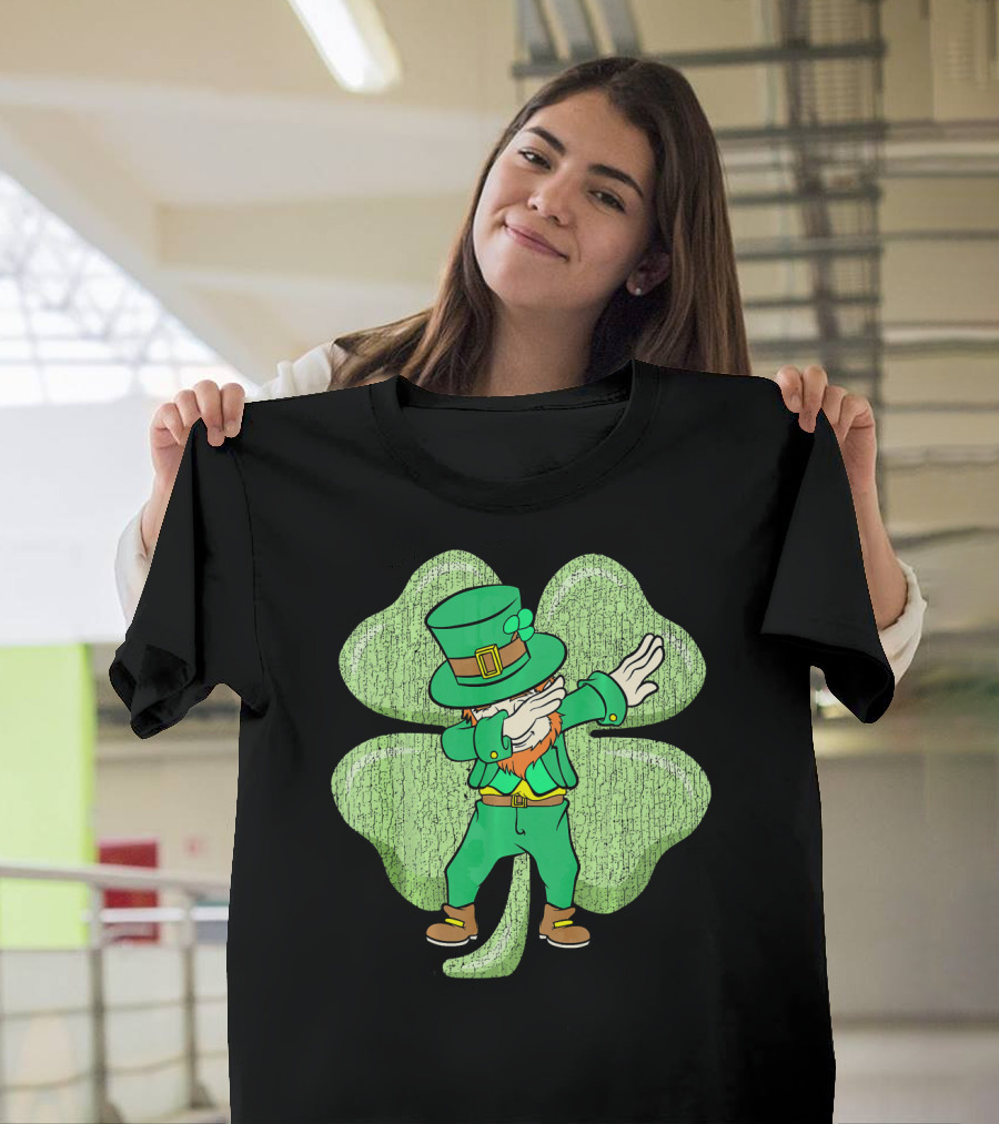 St. Patrick's Paddy's Irish Dabbing Leprechaun with Shamrock T-Shirt