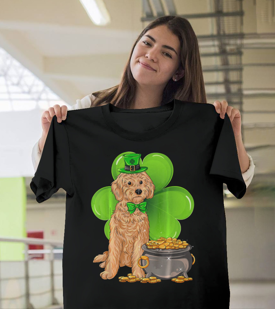 Cockapoo St Patricks Day Leprechaun Dog with Shamrock and Pot of Gold T-Shirt