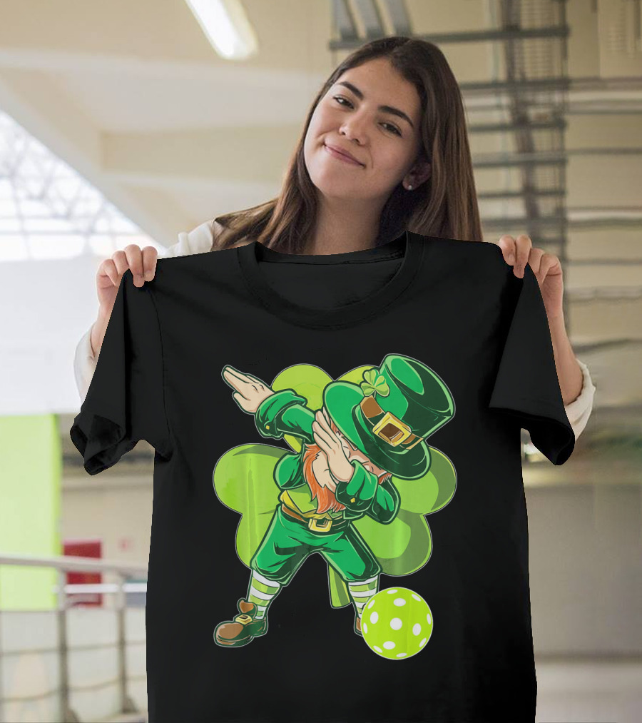 Funny Dabbing Leprechaun Pickleball Sport T-Shirt