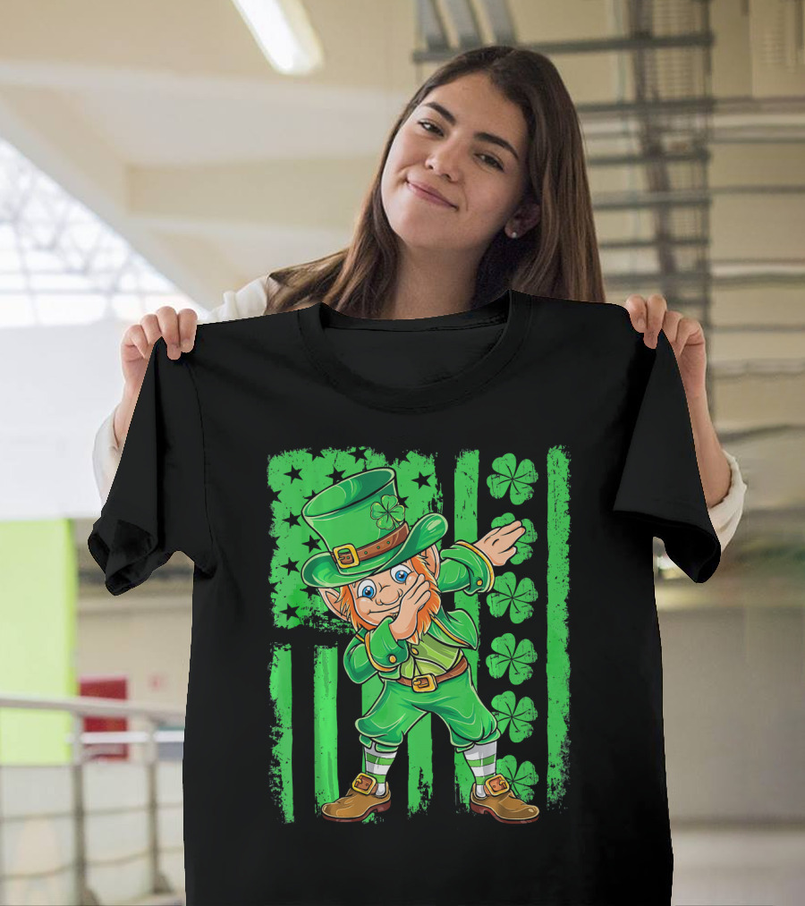 St Patricks Day Leprechaun Dab Shamrock Flag T-Shirt