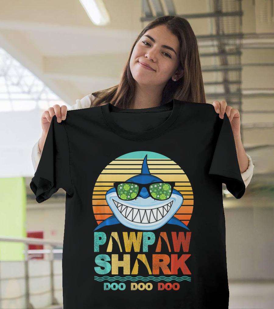 Pawpaw Shark Doo Doo Doo Sunglasses Retro Sunburst T-Shirt