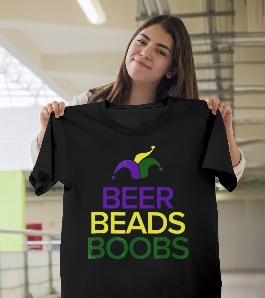 BEER BEADS BOOBS MARDI GRAS JESTER HAT T-Shirt