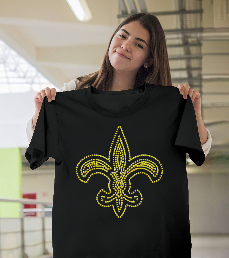 Black and Gold Bevel Mosaic Fleur de Lis New Orleans T-Shirt