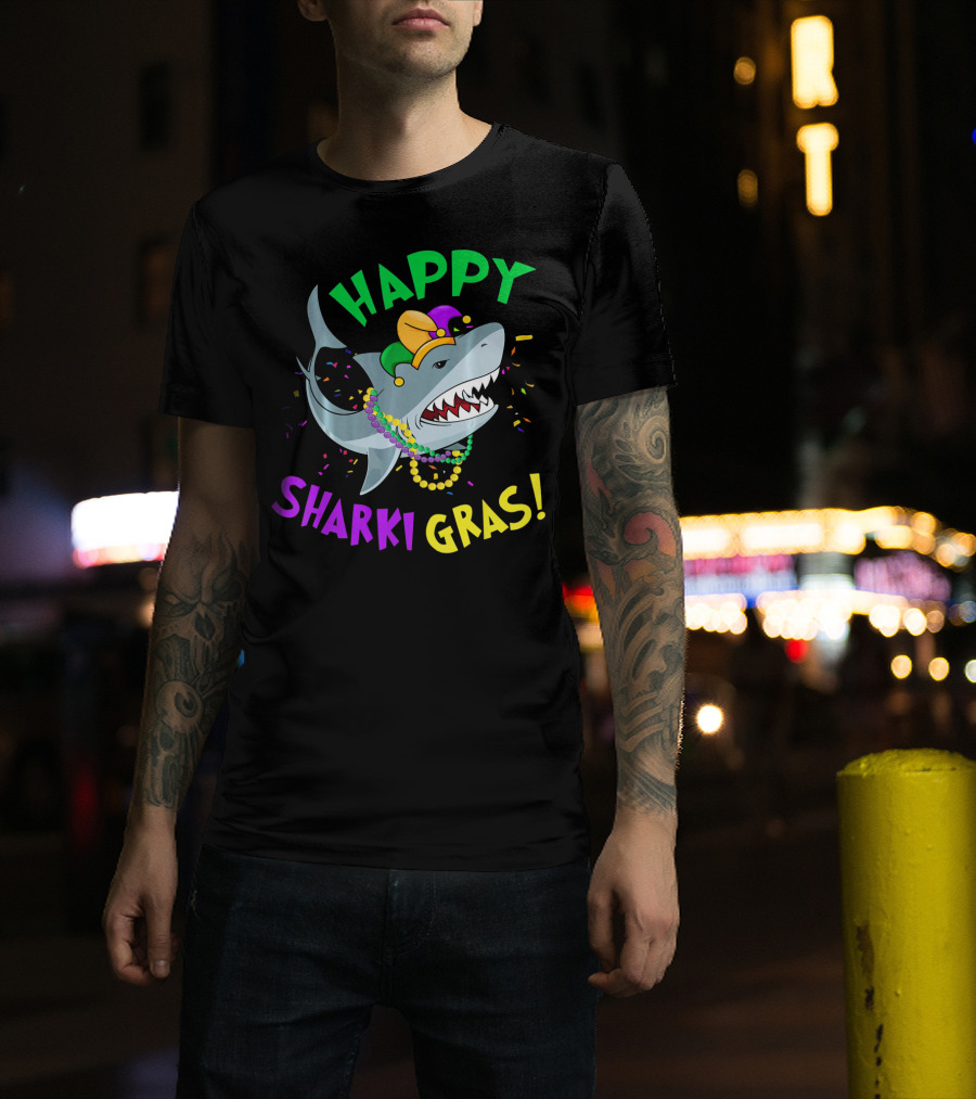 Happy Sharki Gras Mardi Gras Shark With Beads And Jester Hat T-Shirt