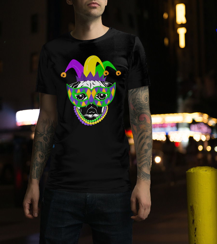 Mardi Gras Jester Pug Mask Beads Dogs Lovers T-Shirt
