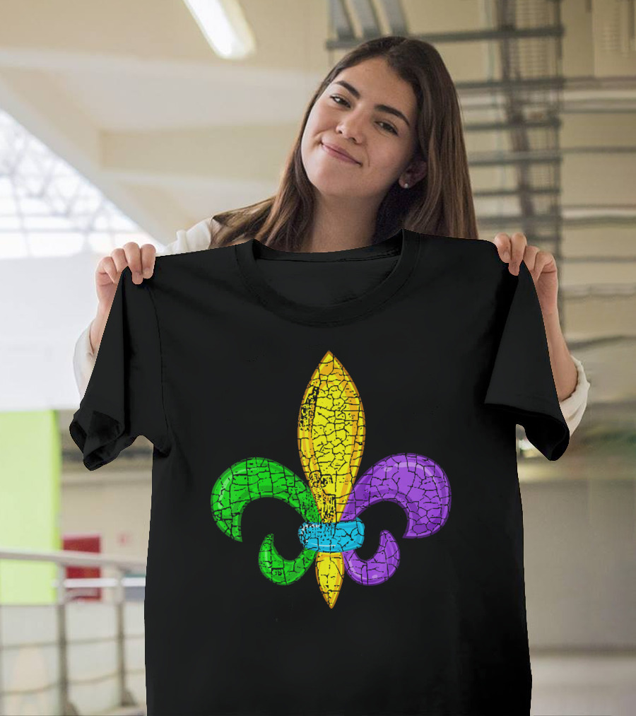 Fleur De Lis Mardi Gras Cute Fat Tuesday Cracked Texture T-Shirt