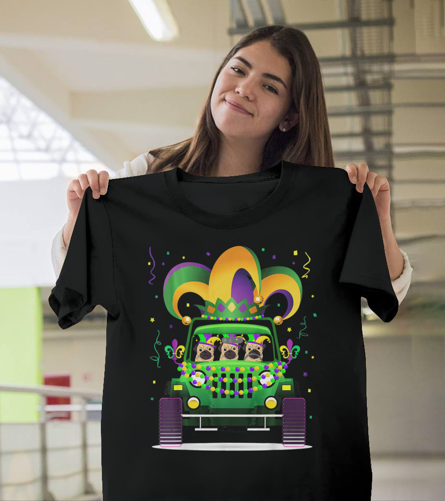 Funny Pug Trio in Jeep with Mardi Gras Jester Hat and Beads T-Shirt