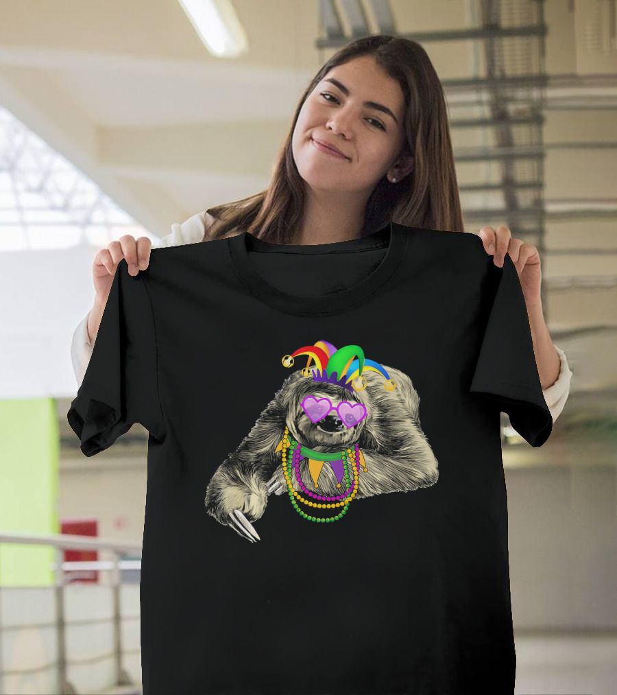 Funny Mardi Gras Jester Sloth With Beads And Mask T-Shirt
