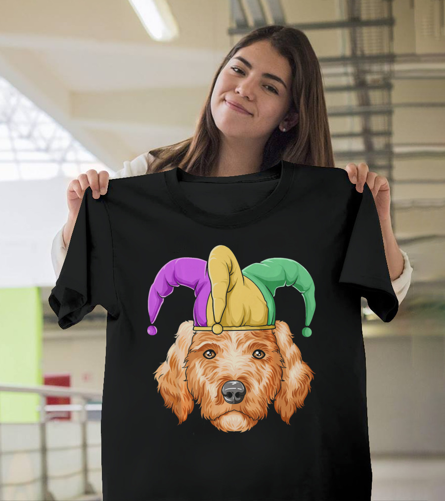 Mardi Gras Goldendoodle Jester Hat Carnival Dog Gol T-Shirt