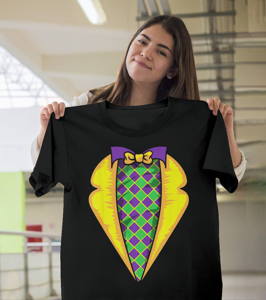 Mardi Gras Tuxedo Costume Yellow Purple Bow Tie Checker T-Shirt