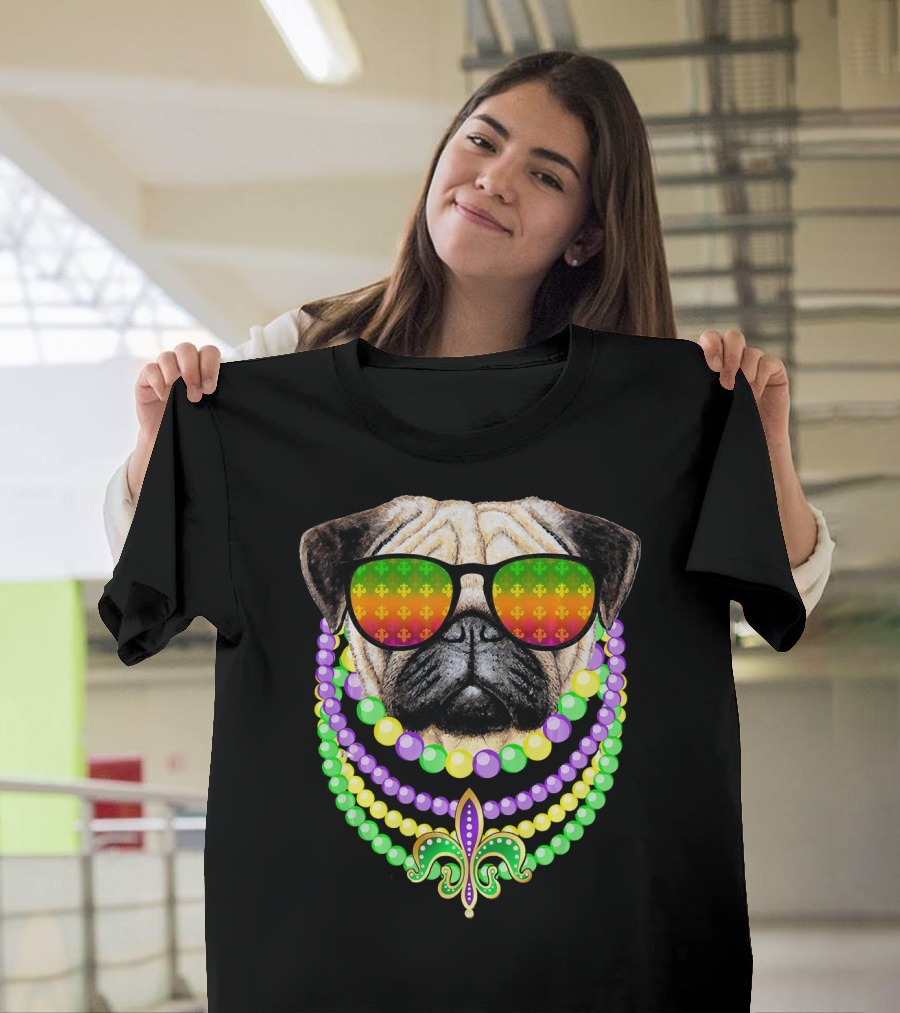 Pug with Beads and Sunglasses Fleur-de-Lis Mardi Gras T-Shirt