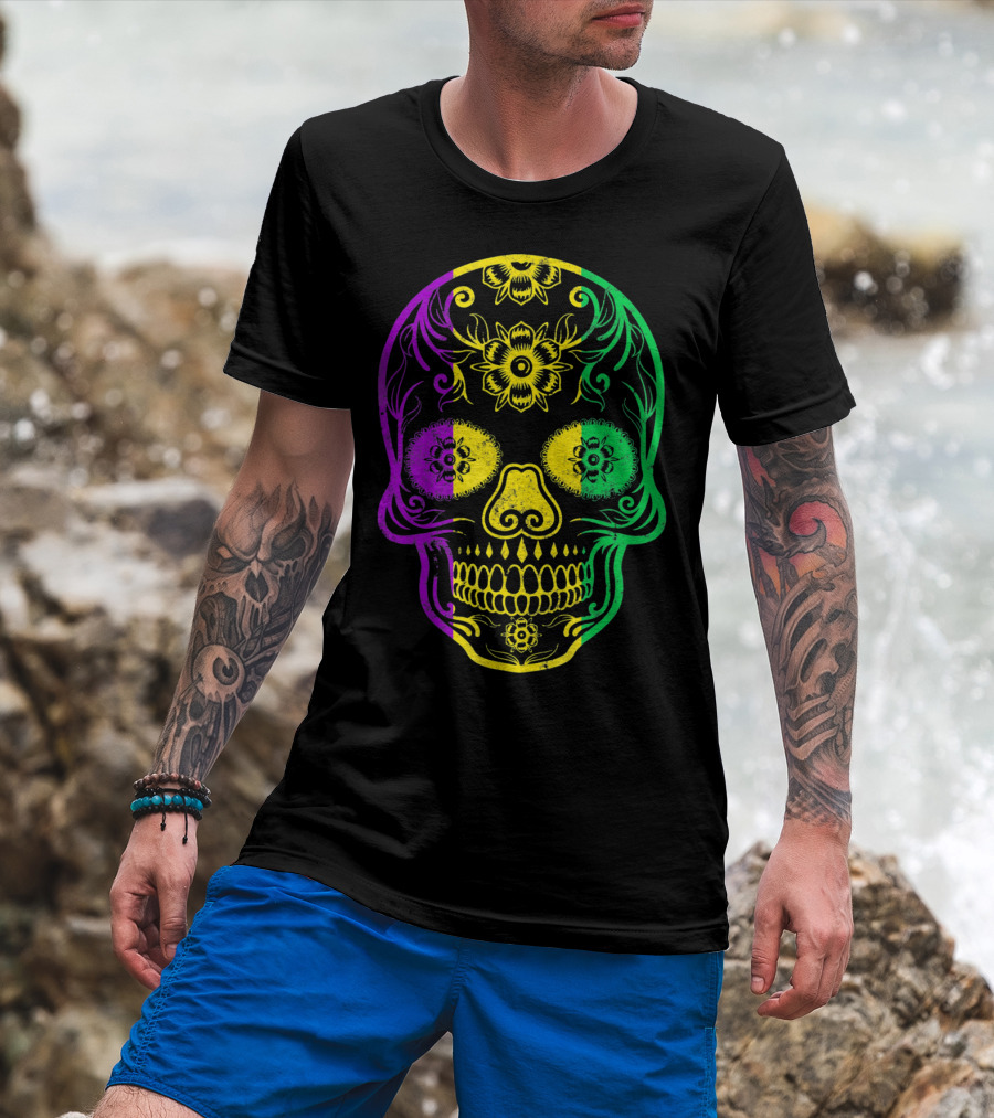 Mardi Gras Skull In Vibrant Purple Green And Yellow Fat Tuesday Colors T-Shirt