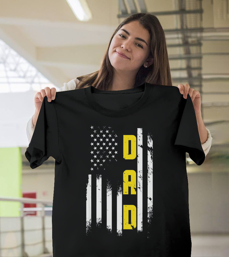 Thin Gold Line Flag Dad 911 Dispatcher Father's Day T-Shirt