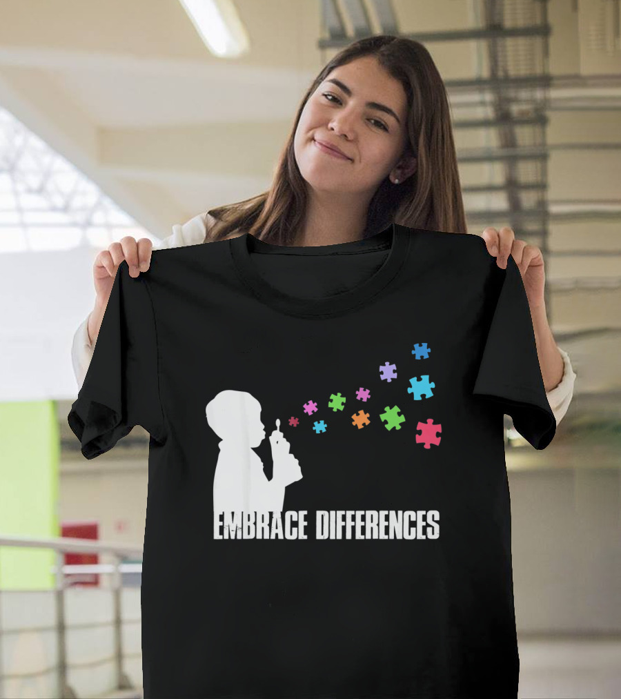 Embrace Differences Support Auti Autism Puzzle Pieces Bubbles T-Shirt