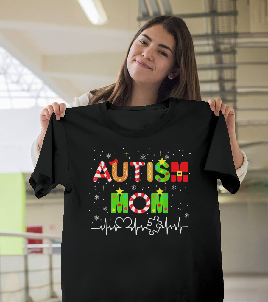 Christmas Autism Awareness Mom Heart Puzzle T-Shirt