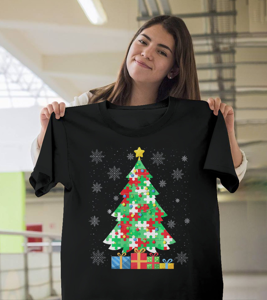 Autism Tree Christmas Puzzle Pattern With Gifts And Snowflakes T-Shirt