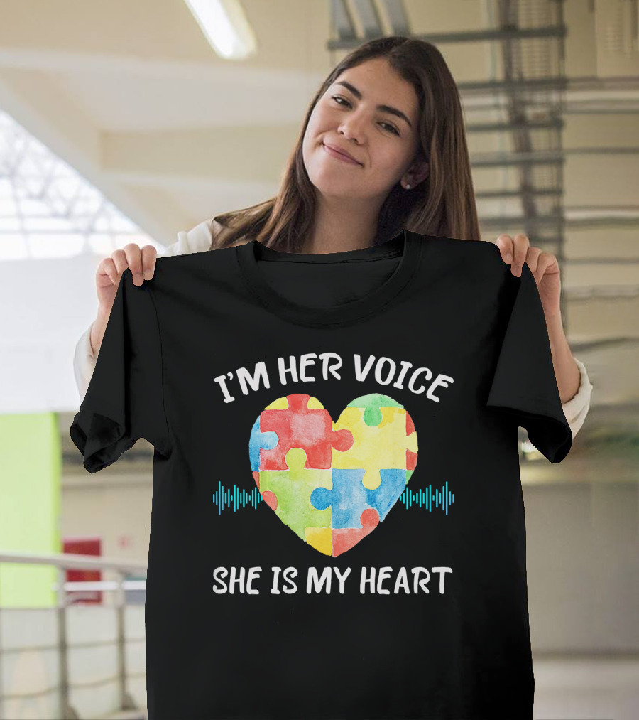 I'M HER VOICE SHE IS MY HEART Autism Puzzle Heart T-Shirt