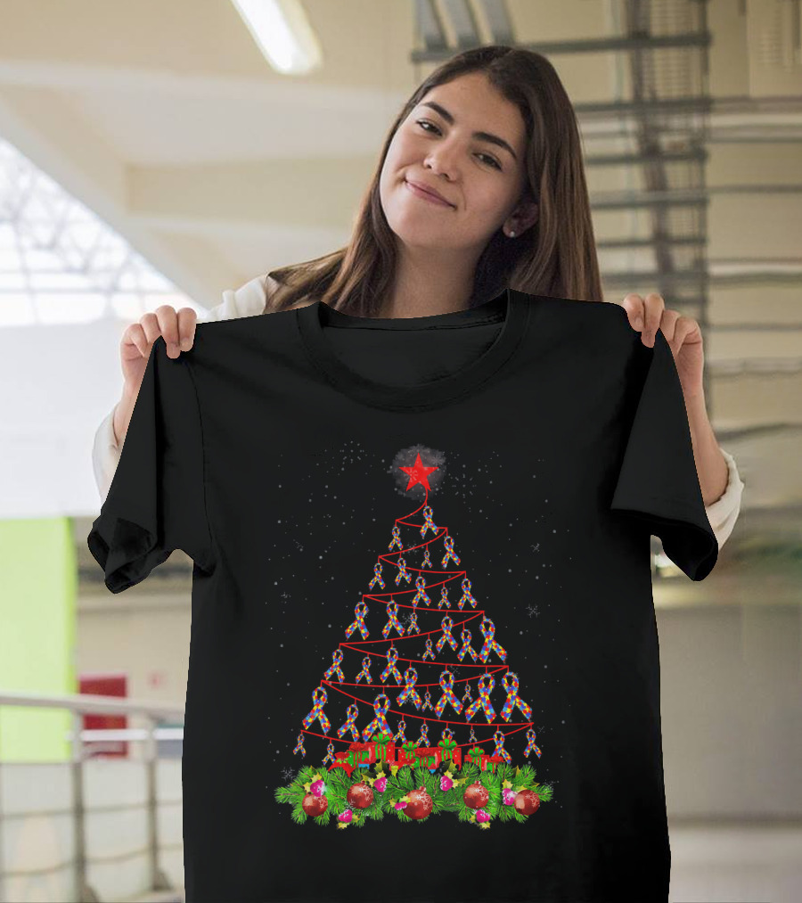 Autism Awareness Ribbon Christmas Tree With Red Star And Ornaments T-Shirt
