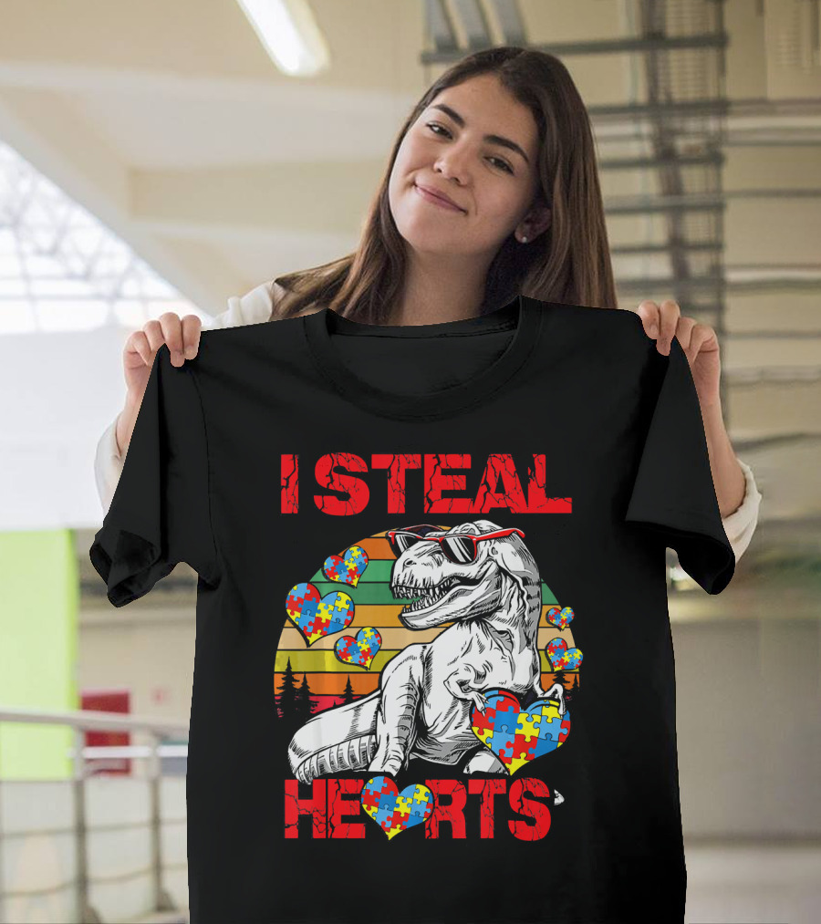 I Steal Hearts Autism Awareness Vintage Dinosaur T-Shirt