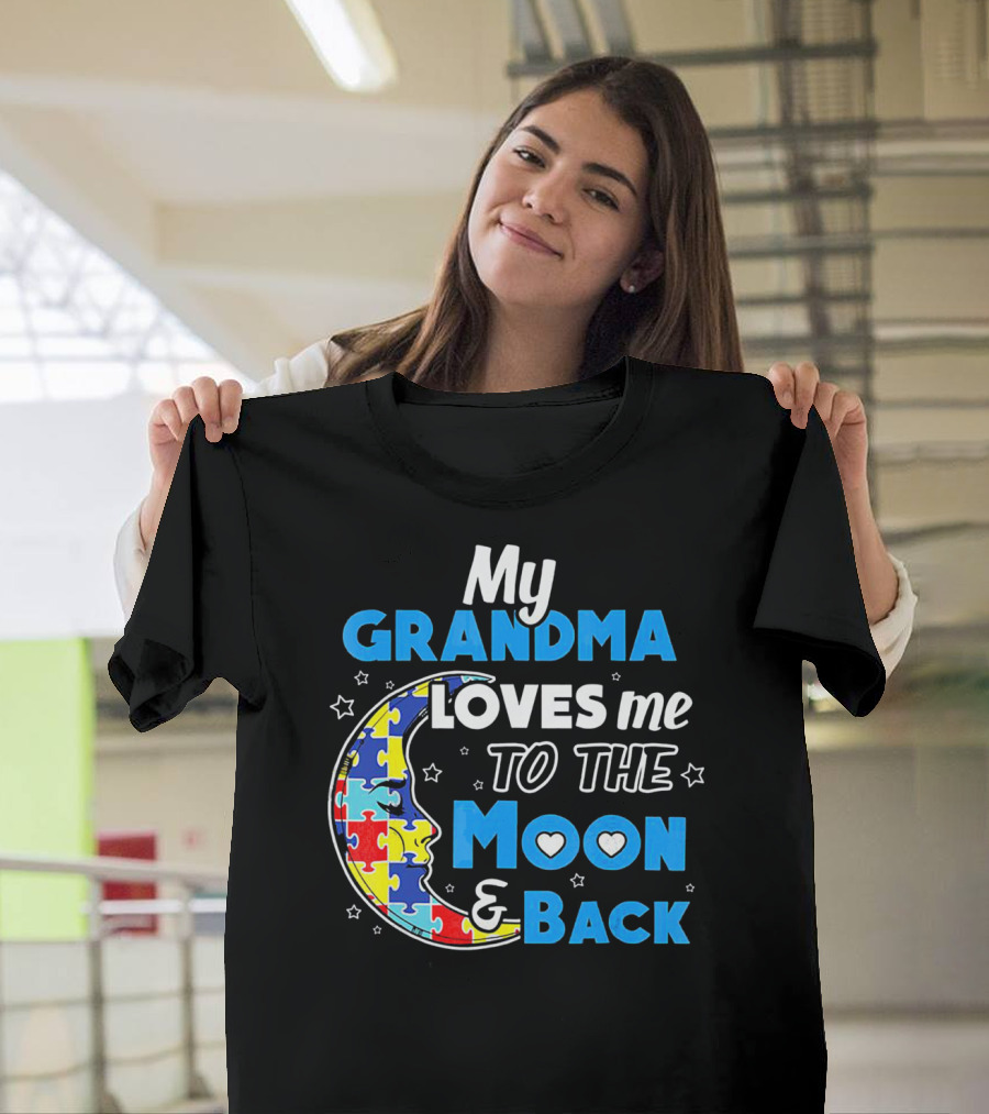 My Grandma Loves Me To The Moon And Back Puzzle Piece Moon Hearts Stars T-Shirt