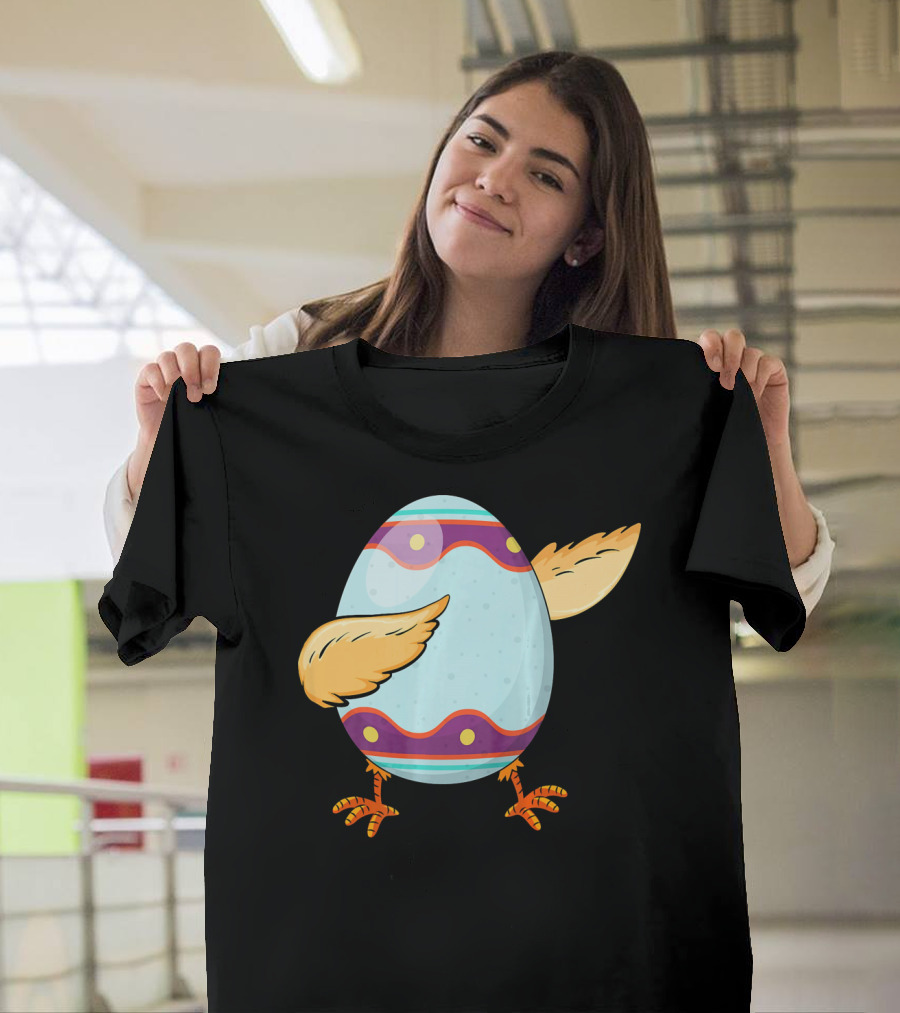 Happy Easter Day Funny Dabbing Egg with Wings and Feet T-Shirt