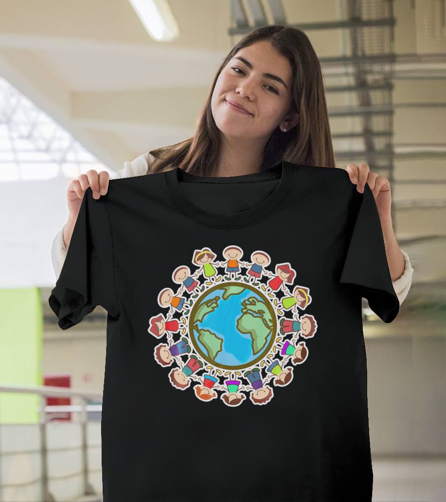 Kids Celebrating Earth Day Around The Globe T-Shirt